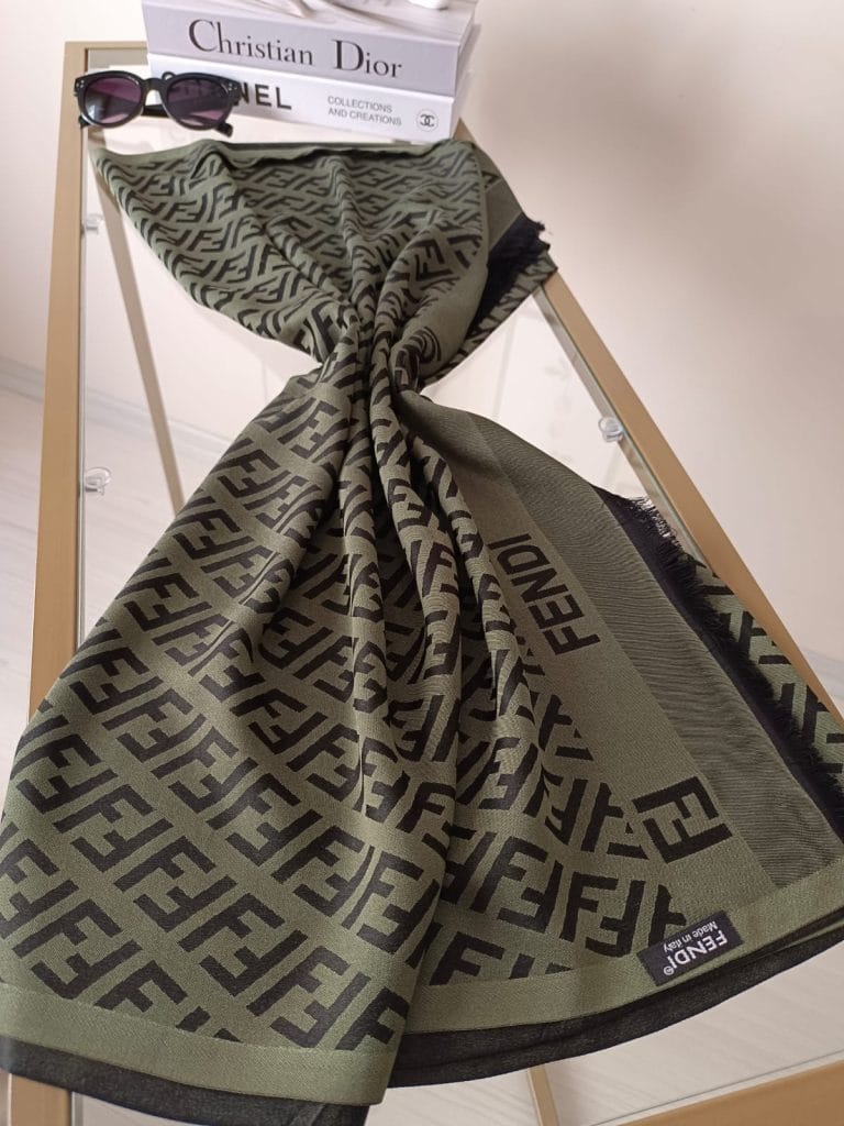 Fendi Desenli İpek Kaşmir Çift Taraflı Şal - Haki Yeşil